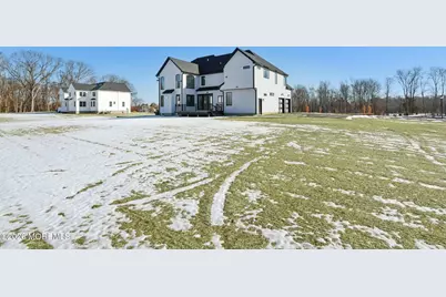 4 Fortune Court, Freehold, NJ 07728 - Photo 9