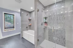 32 Joysan Terrace, Freehold, NJ 07728 - Photo 45