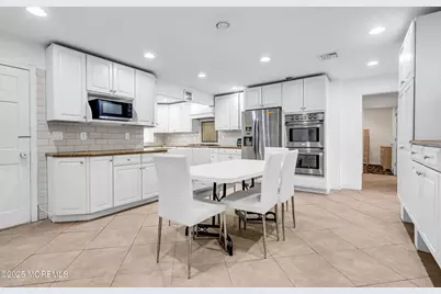 320 Roosevelt Avenue, Oakhurst, NJ 07755 - Photo 15