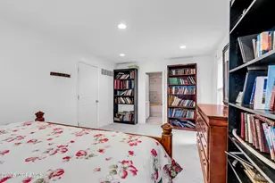 320 Roosevelt Ave, Oakhurst, NJ 07755 - Photo 29