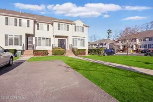 16 Grassmere St, Lakewood, NJ 08701 - Photo 3