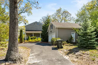 82 Larkin Place, Oakhurst, NJ 07755 - Photo 41