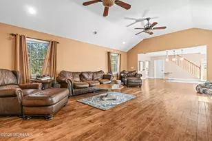 82 Larkin Pl, Oakhurst, NJ 07755 - Photo 23