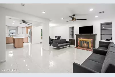 17 Johnston Street, Oakhurst, NJ 07755 - Photo 3