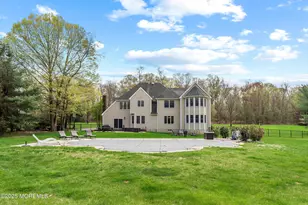 39 Primrose Ln, Colts Neck Township, NJ 07722 - Photo 3