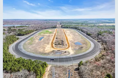 935 Lakewood Farmingdale Road, Howell Township, NJ 07731 - Photo 3