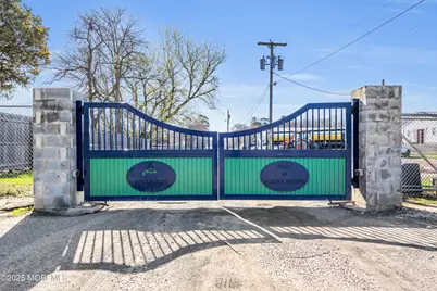 935 Lakewood Farmingdale Road, Howell Township, NJ 07731 - Photo 5