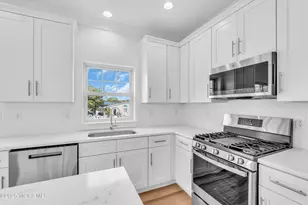 33 Pennsylvania Ave, Waretown, NJ 08758 - Photo 21