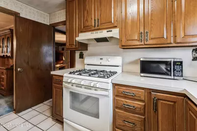 2174 Begonia Avenue, Sea Girt, NJ 08750 - Photo 5