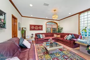 8 Tiberon Dr, Holmdel, NJ 07733 - Photo 13