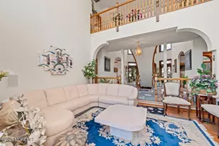 8 Tiberon Dr, Holmdel, NJ 07733 - Photo 9