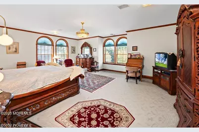 8 Tiberon Drive, Holmdel, NJ 07733 - Photo 17