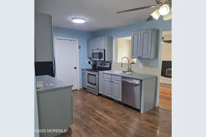 56 Georgetown Boulevard, Barnegat, NJ 08005 - Photo 5