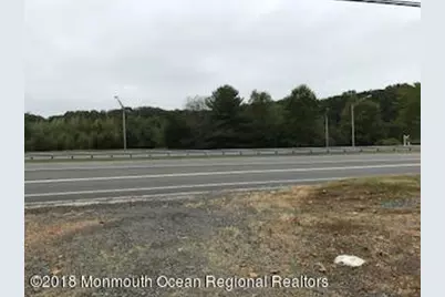 92 Highway 33, Manalapan Township, NJ 07726 - Photo 3