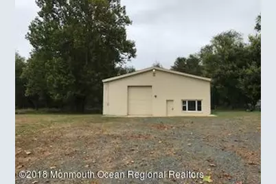 92 Highway 33, Manalapan Township, NJ 07726 - Photo 1
