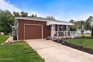 162 Harrington Dr N, Toms River Township, NJ 08757 - Photo 3