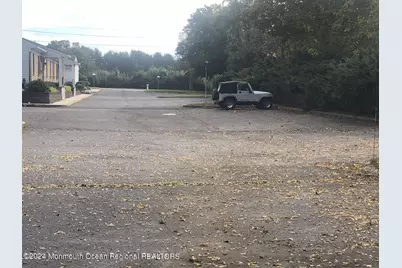 22 S Holmdel Road #7, Holmdel, NJ 07733 - Photo 9