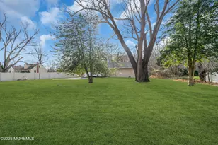 142 Freehold Rd, Manalapan Township, NJ 07726 - Photo 35