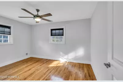 142 Freehold Road, Manalapan Township, NJ 07726 - Photo 23