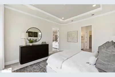 176 Route 33 #Ibiza, Manalapan Township, NJ 07726 - Photo 17