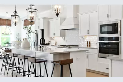 176 Route 33 #Ibiza II Loft, Manalapan Township, NJ 07726 - Photo 5