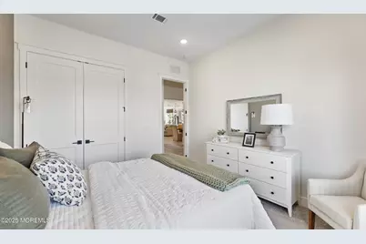 176 Route 33 #Ibiza II Loft, Manalapan Township, NJ 07726 - Photo 21