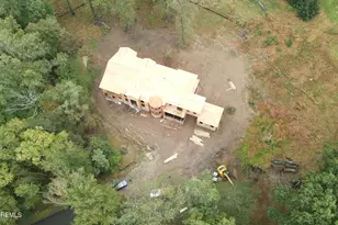 1 E Davey Pl, Holmdel, NJ 07733 - Photo 3