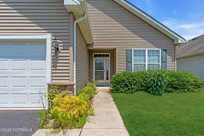 99 Eagle Ridge Circle, Lakewood, NJ 08701 - Photo 3