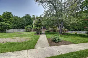 19 Northwoods Rd, Ocean Twp, NJ 07712 - Photo 5