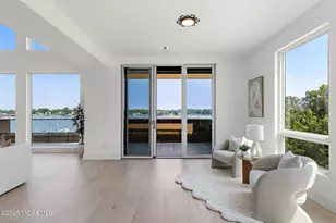 4 Boat Club Ct, Red Bank, NJ 07701 - Photo 11