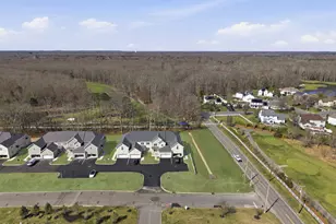 4 Remington Ct, Farmingdale, NJ 07727 - Photo 29