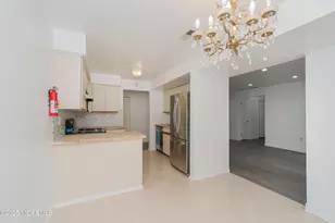 402 Hidden Village Dr, Perth Amboy, NJ 08862 - Photo 9