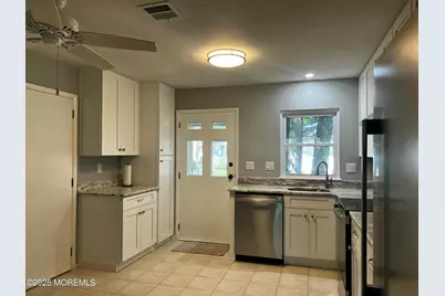 131 Farrington Court #B, Lakewood, NJ 08701 - Photo 3