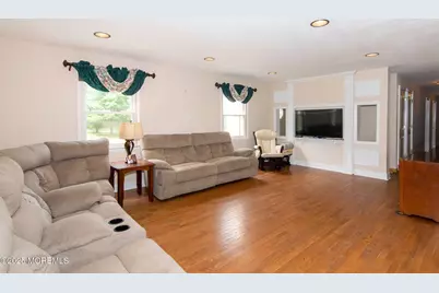 67 School Road E, Marlboro Township, NJ 07746 - Photo 7