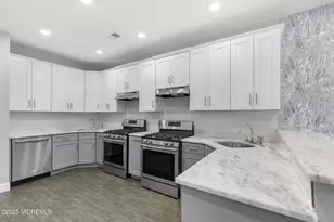 95 Henry St, Lakewood, NJ 08701 - Photo 17