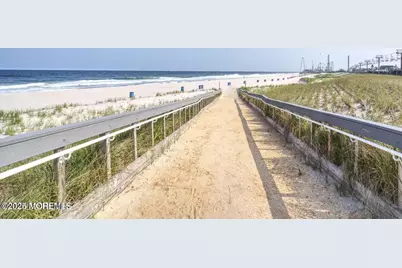 1010 Boulevard #1 E, Seaside Heights, NJ 08751 - Photo 5