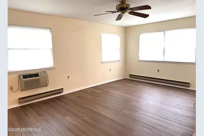 768D Hudson Parkway, Whiting, NJ 08759 - Photo 7