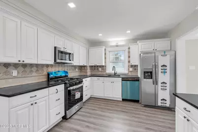 173 Forest Avenue, Keansburg, NJ 07734 - Photo 19