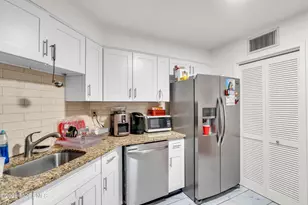 2508 Harmon Cove Tower, Secaucus, NJ 07094 - Photo 7