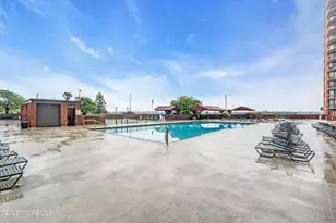 2508 Harmon Cove Tower, Secaucus, NJ 07094 - Photo 23