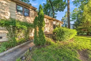 187 Elmwood Rd, Oakhurst, NJ 07755 - Photo 45