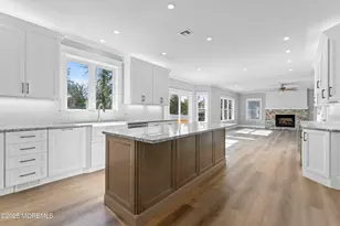 837 NARYSHKIN Wy, Toms River Township, NJ 08753 - Photo 11