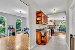 2 Shady Oak Ct, Millstone Township, NJ 08535 - Photo 9