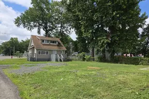 261 State Route 36, Hazlet Township, NJ 07730 - Photo 3