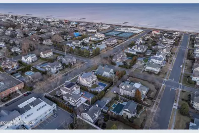 205 Morris Avenue, Spring Lake, NJ 07762 - Photo 57