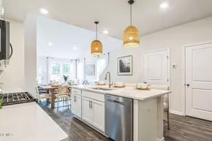 31 Victoria Gdns Sq, Neptune Township, NJ 07753 - Photo 7