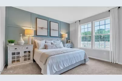 31 Victoria Gardens Square, Neptune Township, NJ 07753 - Photo 1