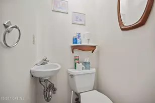 10 W Riverside Dr, Brick, NJ 08723 - Photo 37