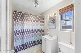 400 Deal Lake Dr, Asbury Park, NJ 07712 - Photo 33