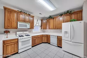 123 Golden Seasons Dr, Lakewood, NJ 08701 - Photo 9